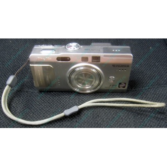 Фотоаппарат Fujifilm FinePix F810 (без зарядного устройства) - Кратово